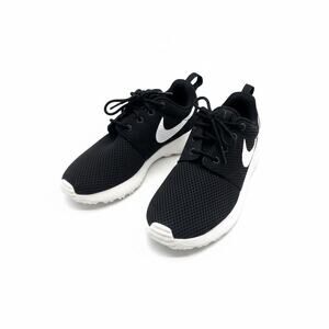 NWOT Nike Roshe 2 G Jr. Black/White Lace Up Sneakers Size 3Y